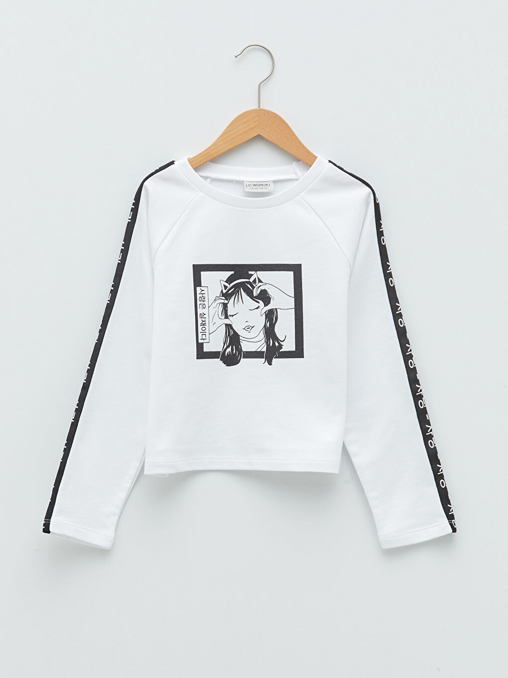 سويت شيرت كم طويل مطبوع بياقة دائرية للبنات