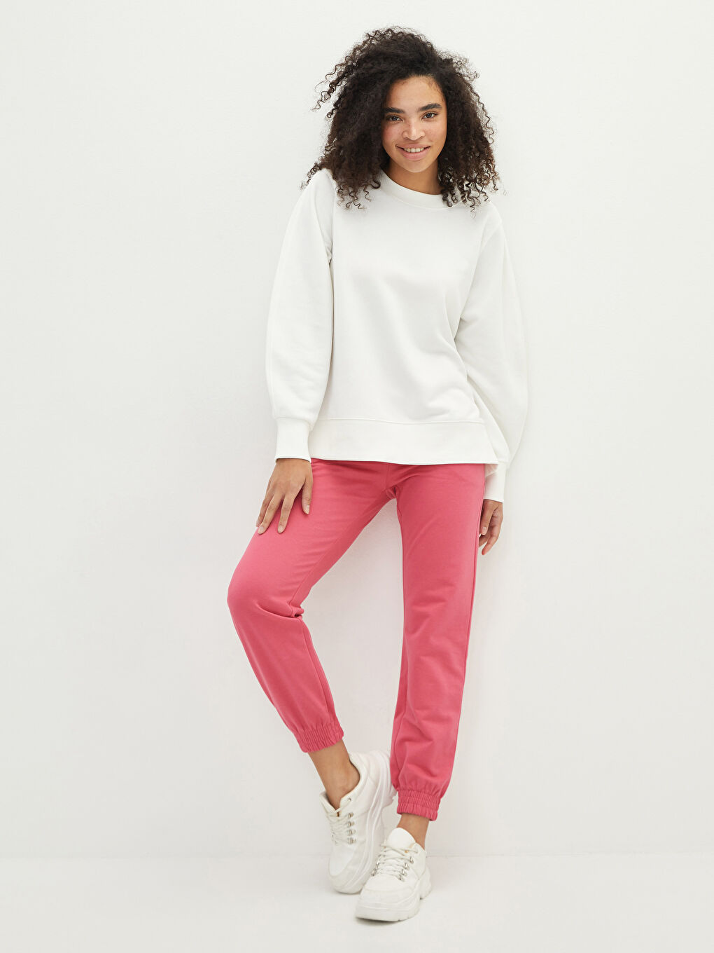 Pembe Beli Lastikli Cep Detaylı Kadın Jogger Eşofman Altı