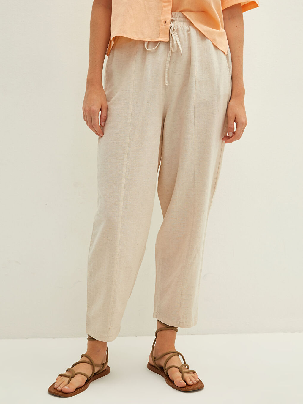 Elastic Waist Regular Pocket Detailed Women's Trousers-2