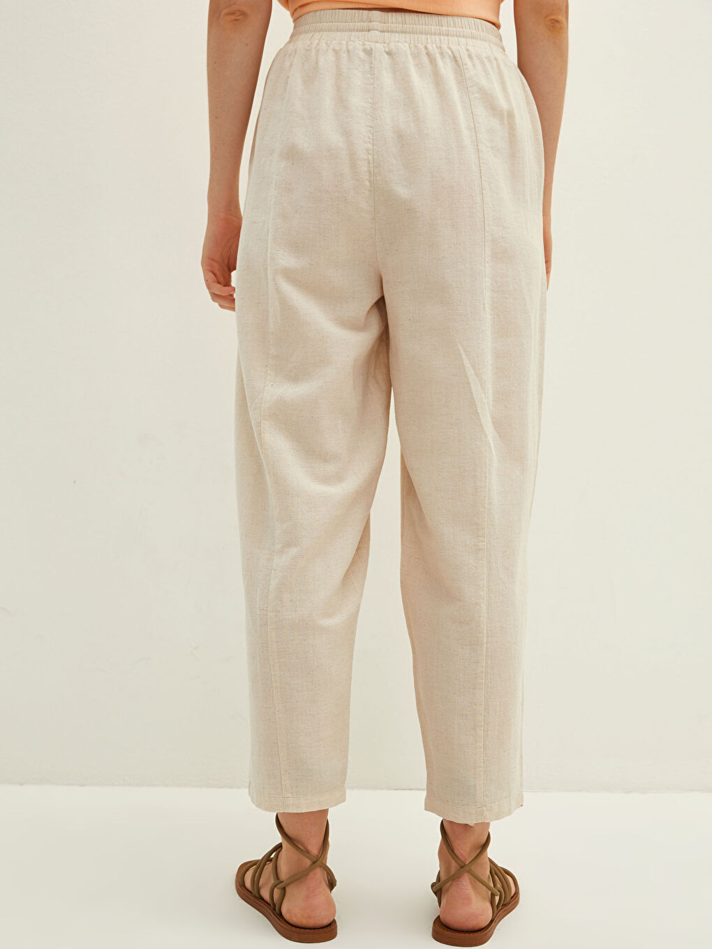 Elastic Waist Regular Pocket Detailed Women's Trousers-3