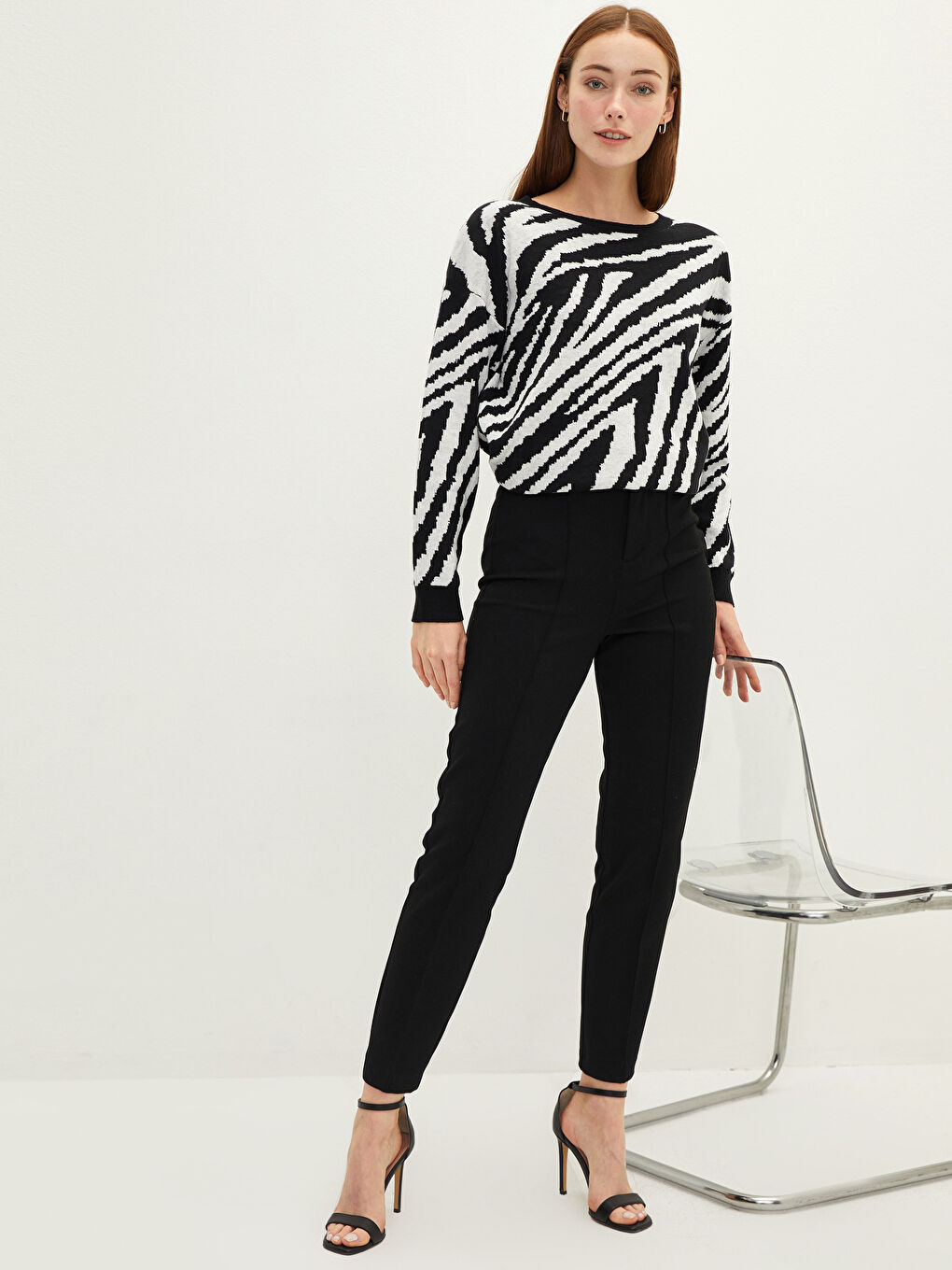 Siyah Kadın Beli Lastikli Dar Fit Düz Pantolon