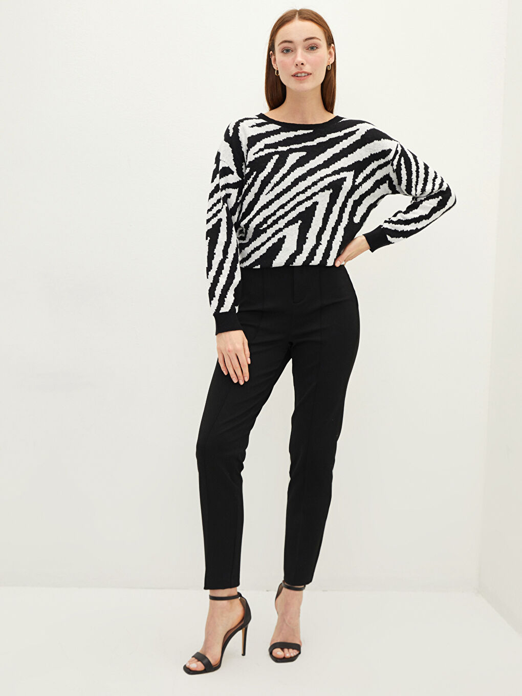 Siyah Kadın Beli Lastikli Dar Fit Düz Pantolon-1