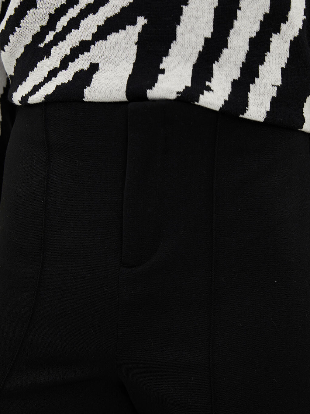 Siyah Kadın Beli Lastikli Dar Fit Düz Pantolon-2