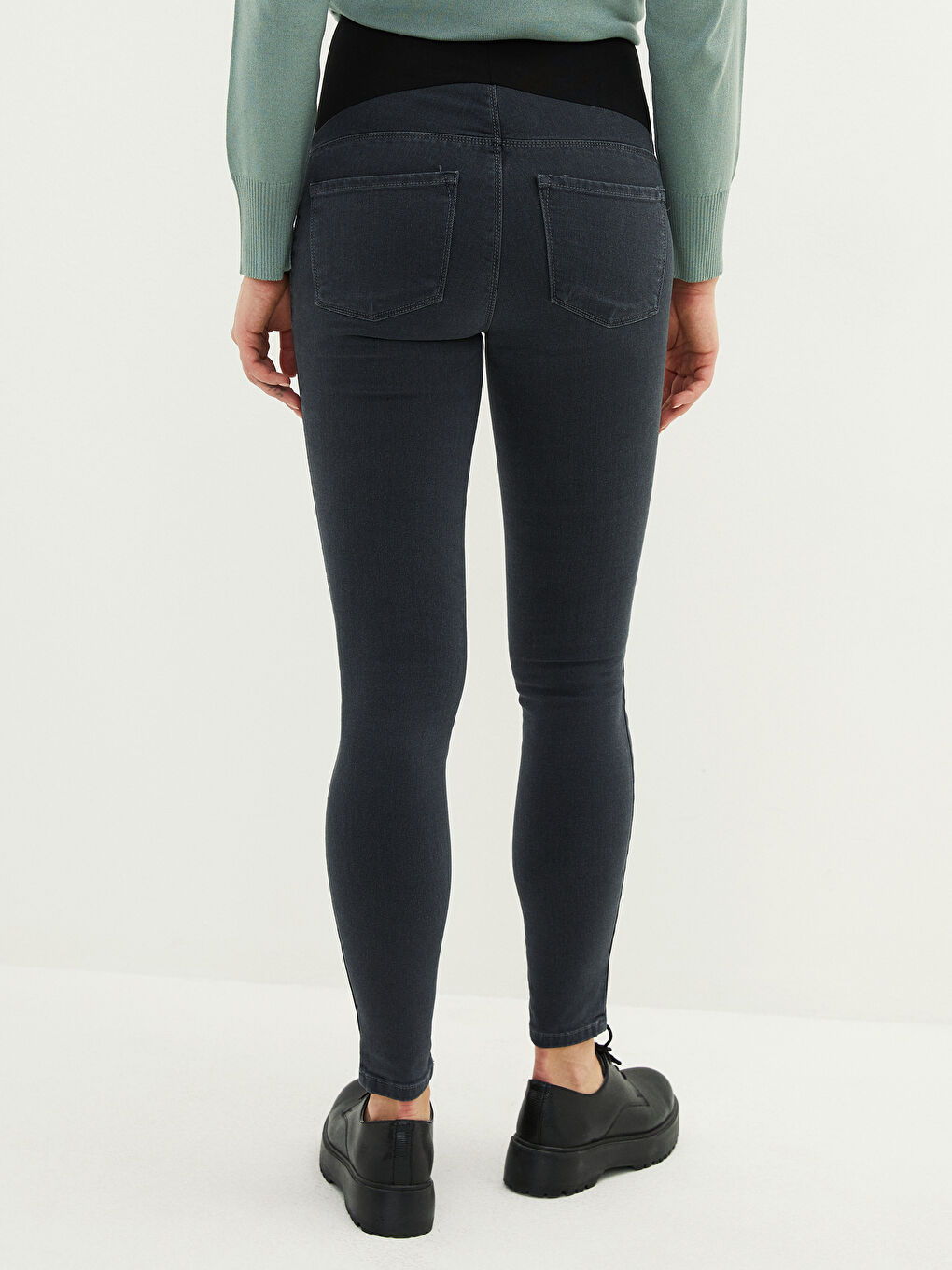 LCWAIKIKI Maternity Gri Rodeo Karın Panelli Skinny Fit Cep Detaylı Hamile Rodeo Jean Pantolon - 4