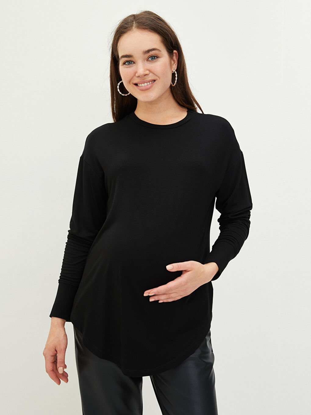 Siyah Bisiklet Yaka Düz Uzun Kollu Viskon Hamile Tişört