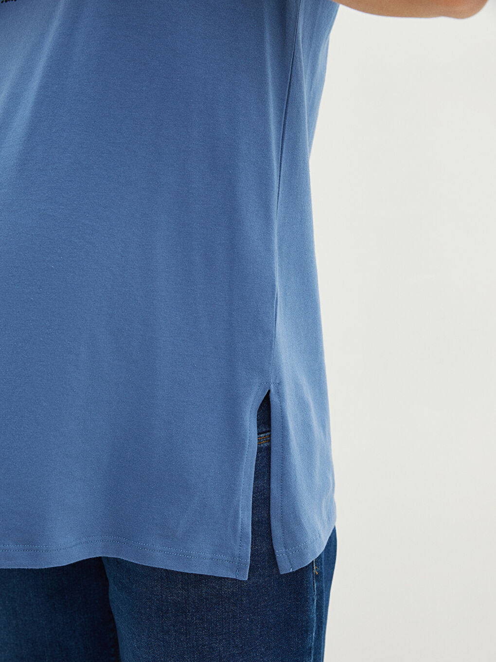 Mavi Bisiklet Yaka Mickey Mouse Baskılı Kısa Kollu Pamuklu Hamile Tişört-3