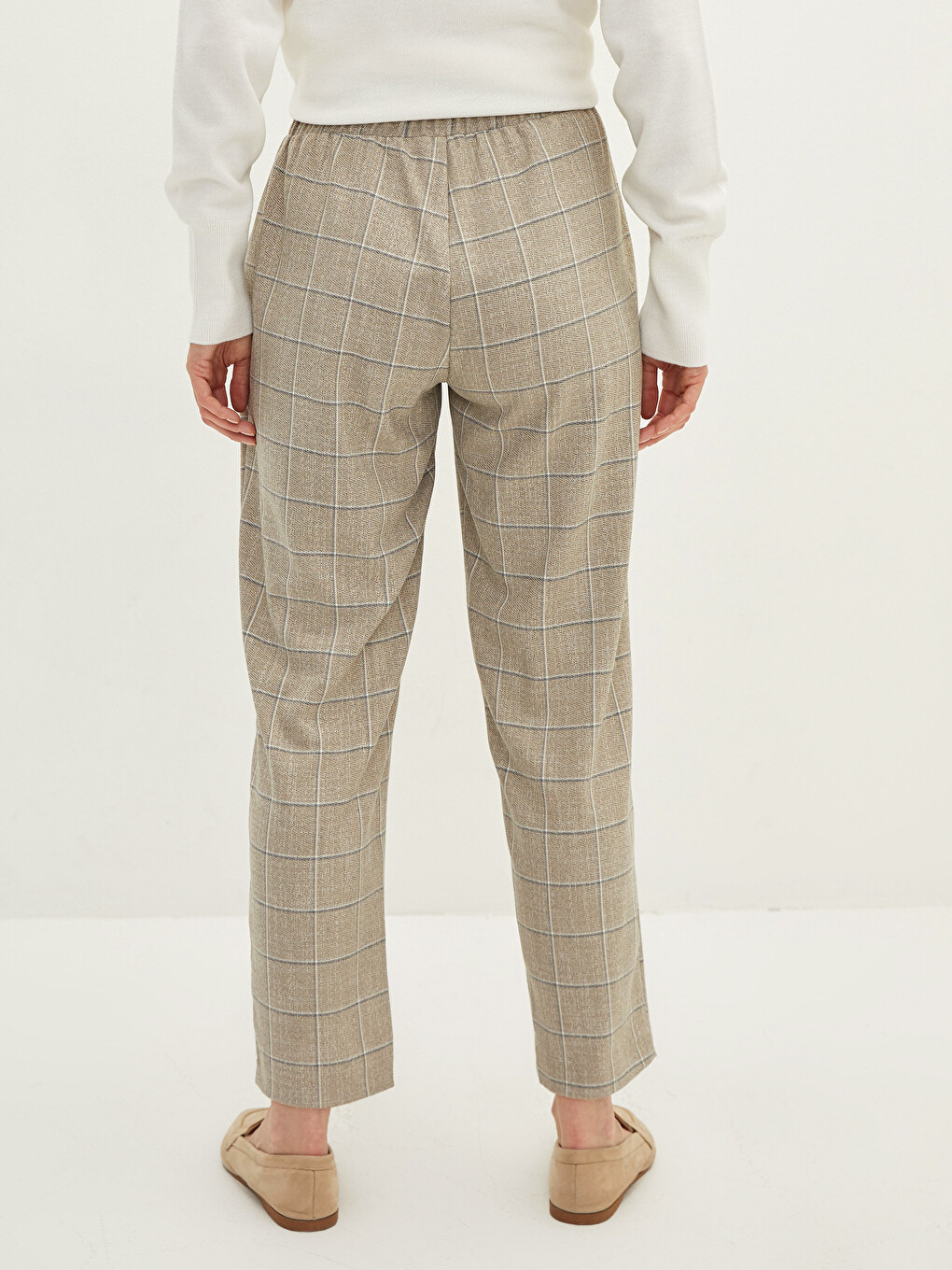 LCWAIKIKI Basic Elastic Waist Comfortable Fit Plaid Pocket