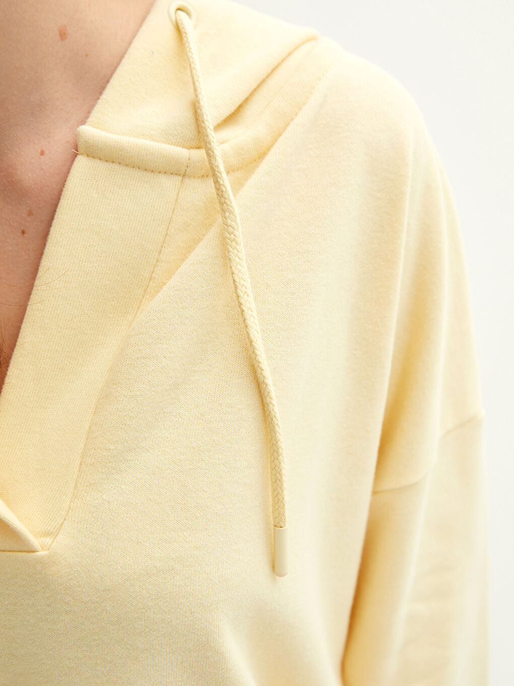 LCW Vision Kapuzensweatshirt mit regulären Taschen, langen Ärmeln für Damen -W1IF36Z8-FRS