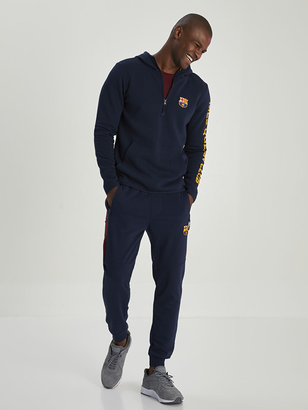 Standart Kalıp Barcelona Baskılı Aktif Spor Erkek Taraftar Jogger Eşofman Altı-1