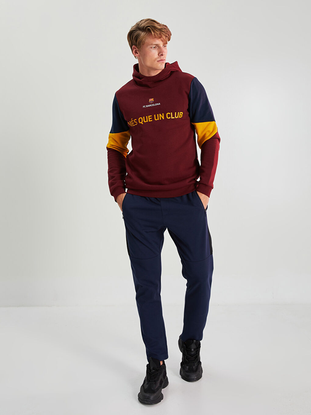 Uzun Kollu Barcelona Baskılı Erkek Taraftar Hoodie-2