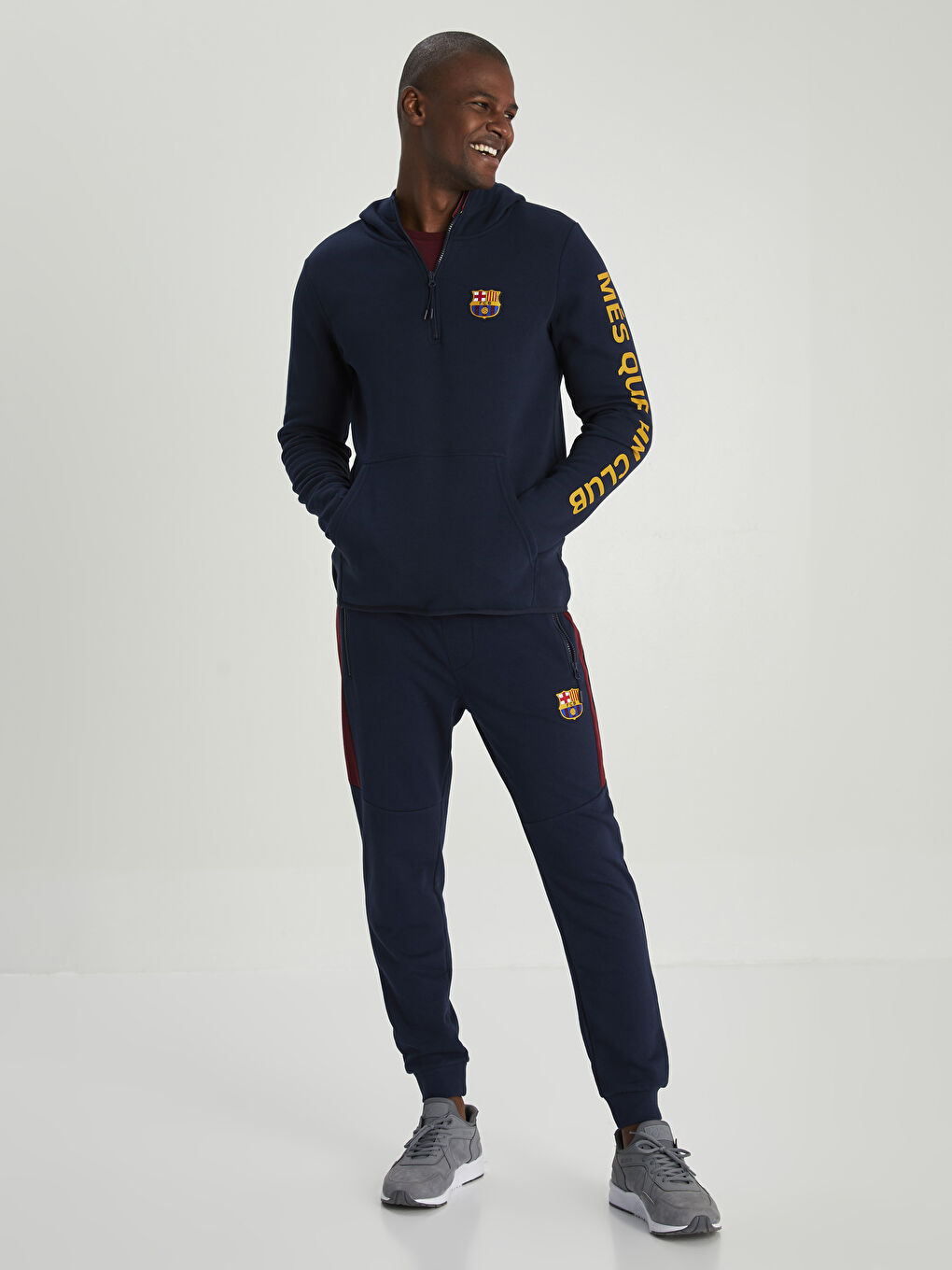 Sweat À Capuche De Fan De Barcelone Imprimé À Manches Longues Pour Hommes-2