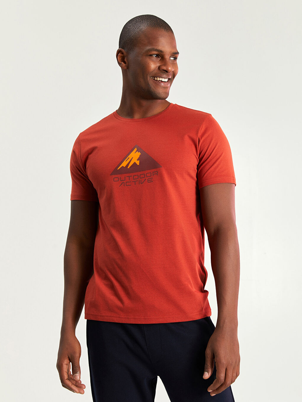 Turuncu Bisiklet Yaka Kısa Kollu Baskılı Erkek Spor Tişört-1