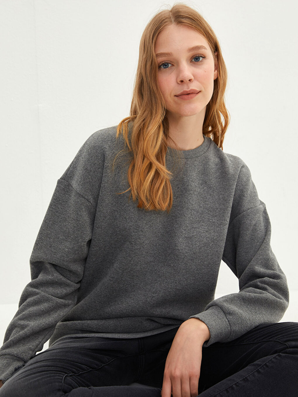 Gri Bisiklet Yaka Düz Kadın Kalın Sweatshirt