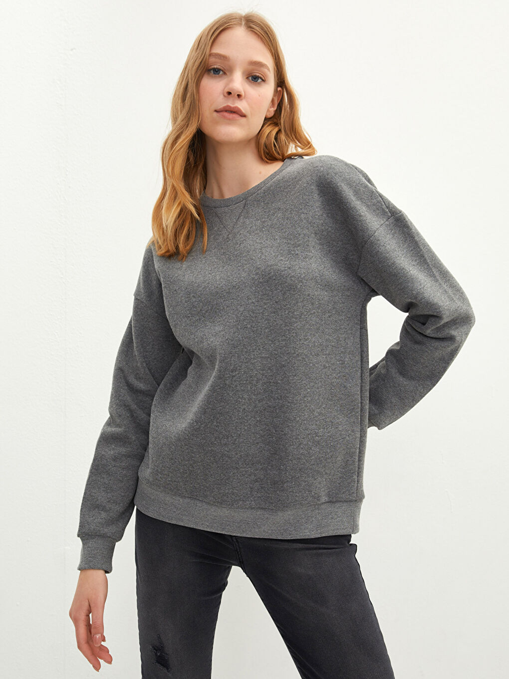 Gri Bisiklet Yaka Düz Kadın Kalın Sweatshirt-1