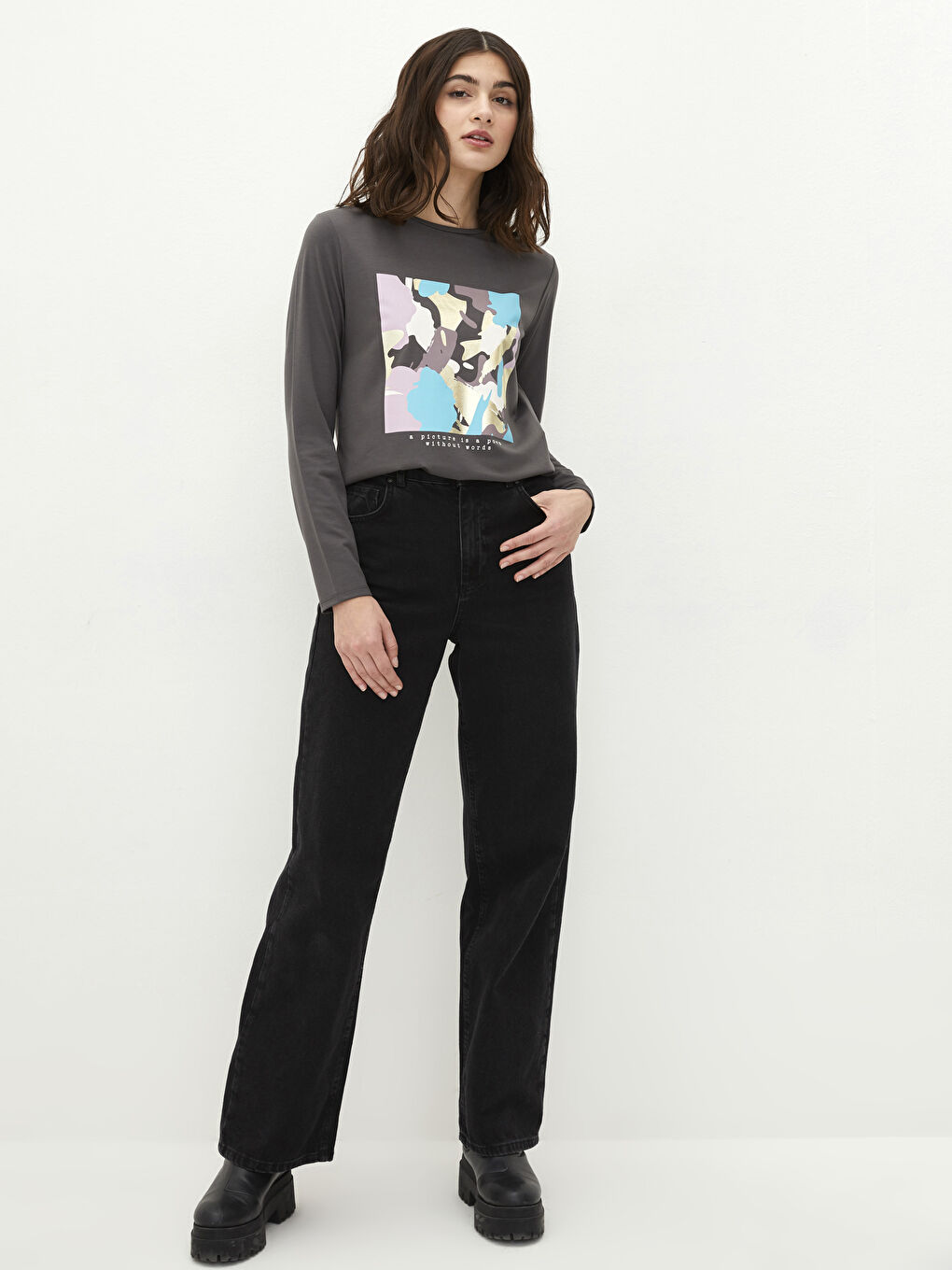 Crew Neck Printed Long Sleeve Women's T-Shirt-2