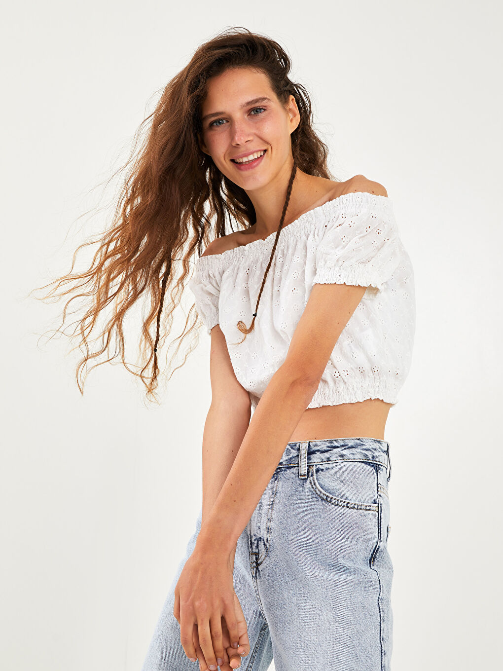 Blouse en Coton à Manches Courtes Brodée à Encolure Bateau pour Femmes-1