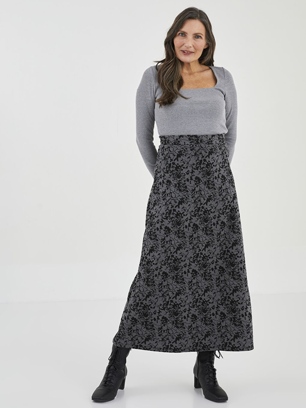 Siyah Beli Lastikli Desenli A Kesim Ponte Kumaş Kadın Etek-1