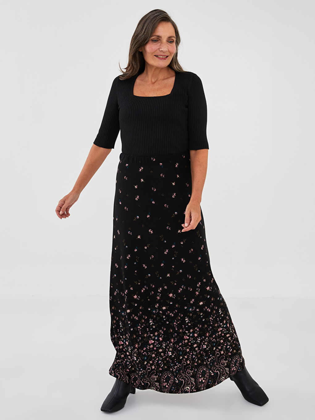 Siyah Beli Lastikli Desenli A Kesim Kadın Etek-1