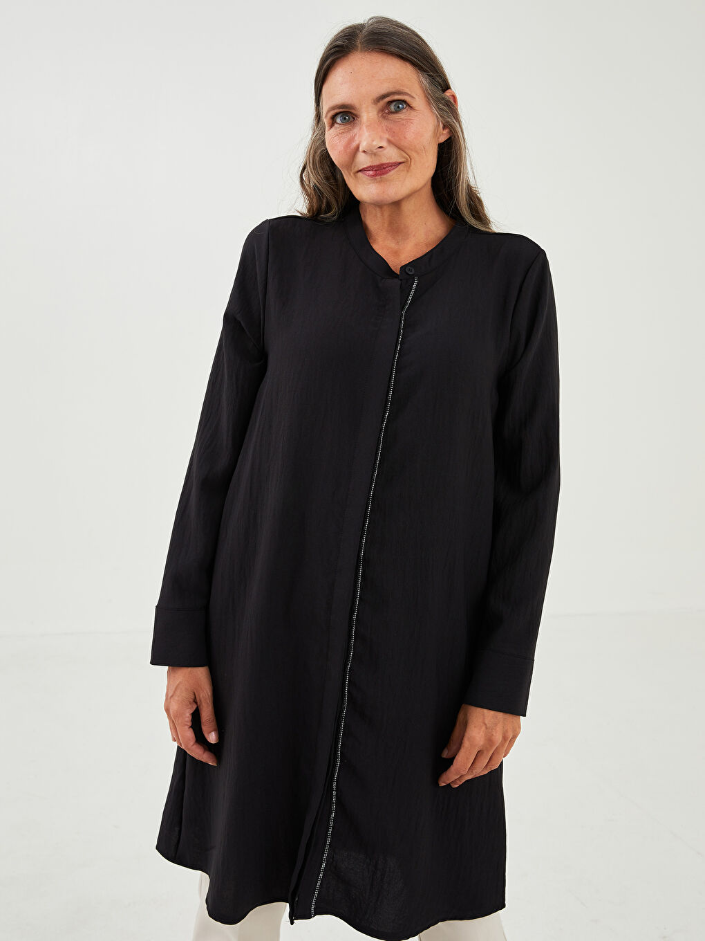 Туника от шифон с дълъг ръкав и яка тип дядо за жени-1