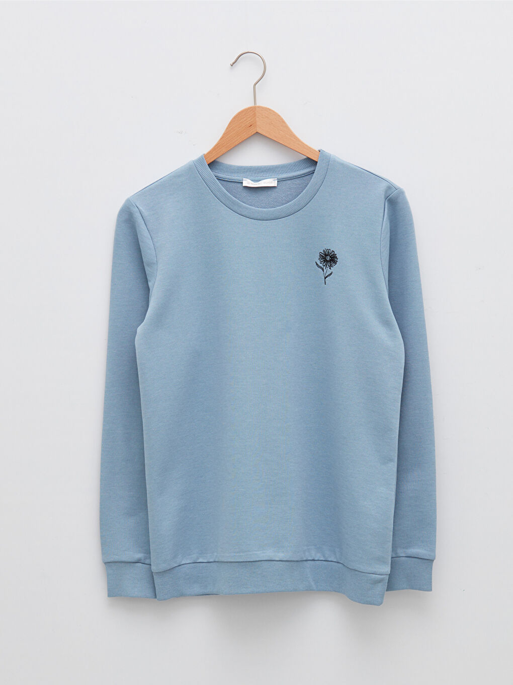 Mavi Bisiklet Yaka Çiçek Nakışlı Uzun Kollu Kadın Sweatshirt-4