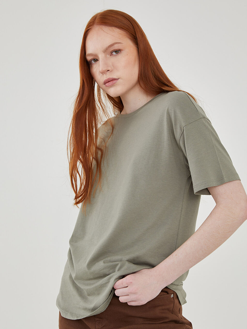 Yeşil Bisiklet Yaka Düz Kısa Kollu Kadın Tişört-1