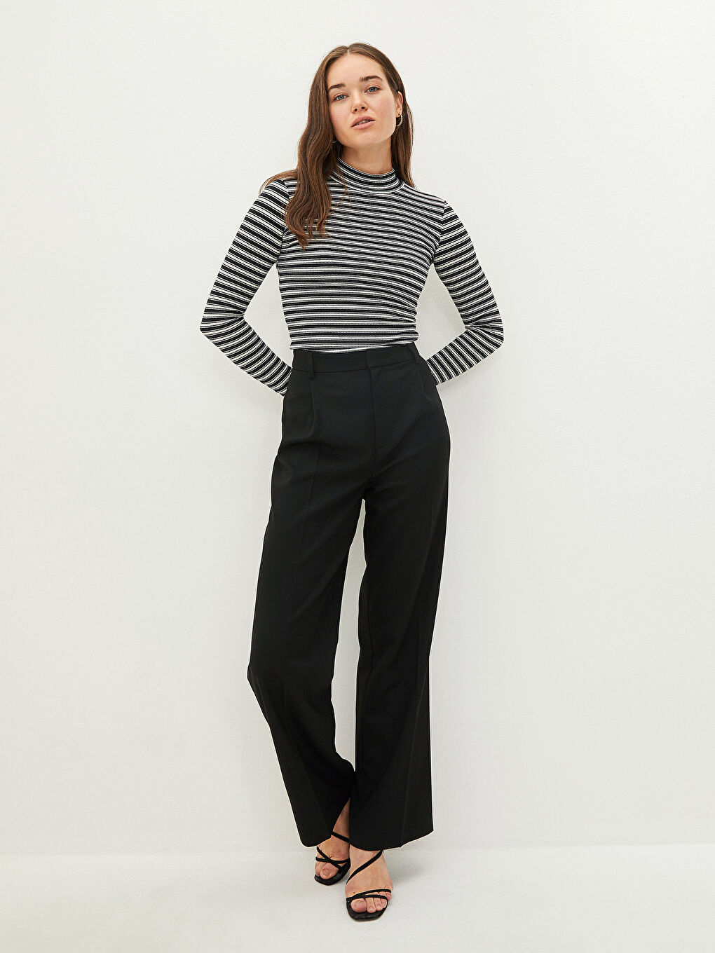LCWAIKIKI Basic Standing Collar Striped Long Sleeve Camisole Women's T-Shirt -W1IH84Z8-LEG