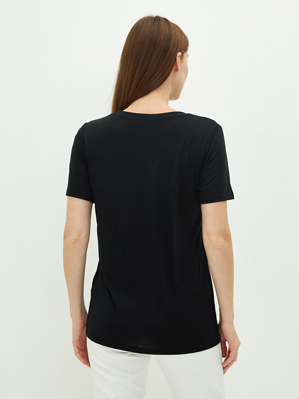 Siyah Bisiklet Yaka Taşlı Kısa Kollu Kadın Tişört-3