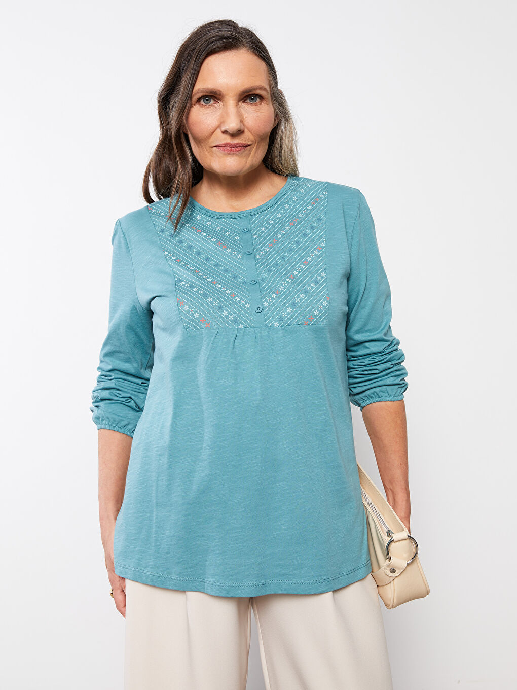 LCW Grace Crew Neck Embroidered Long Sleeve Cotton Women's Blouse -W1II40Z8-H8C
