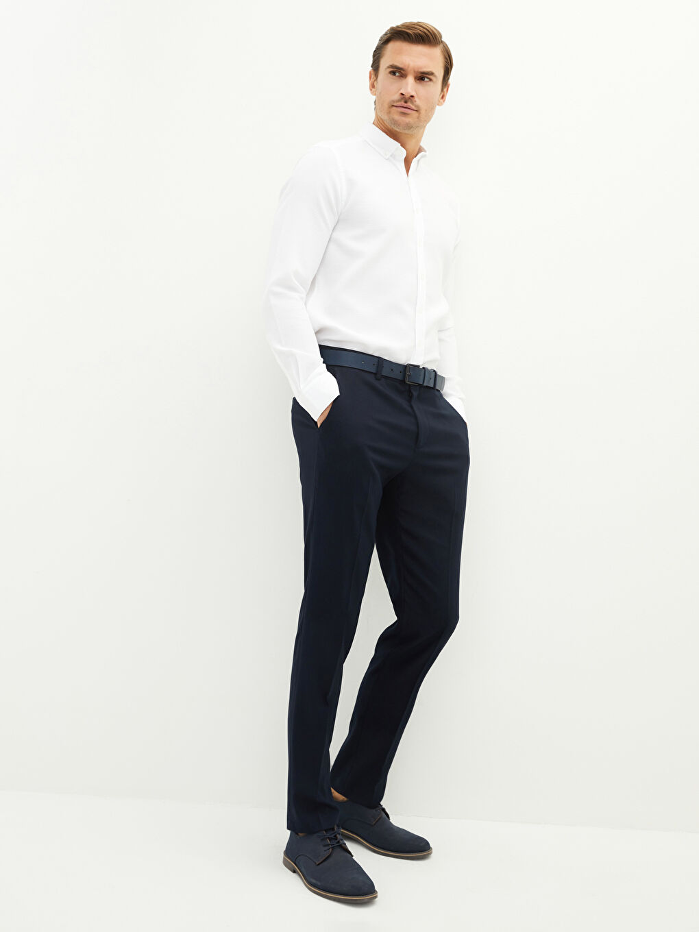 LCWAIKIKI Formal Lacivert Slim Fit Armürlü Erkek Pantolon