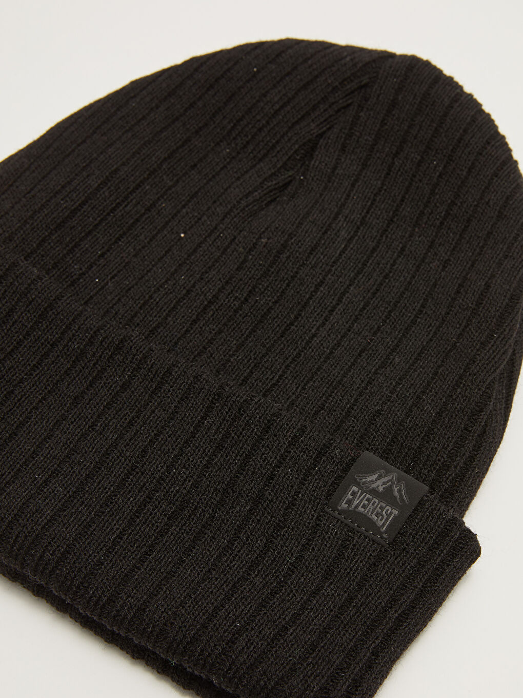 Flexible Knitwear Men's Beret and Scarf-4