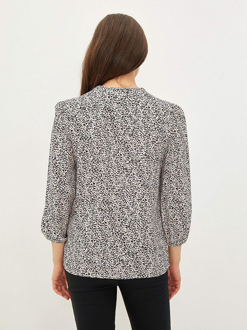 Ekru Bağlamalı Yaka Desenli Uzun Kollu Viskon Kadın Bluz-4