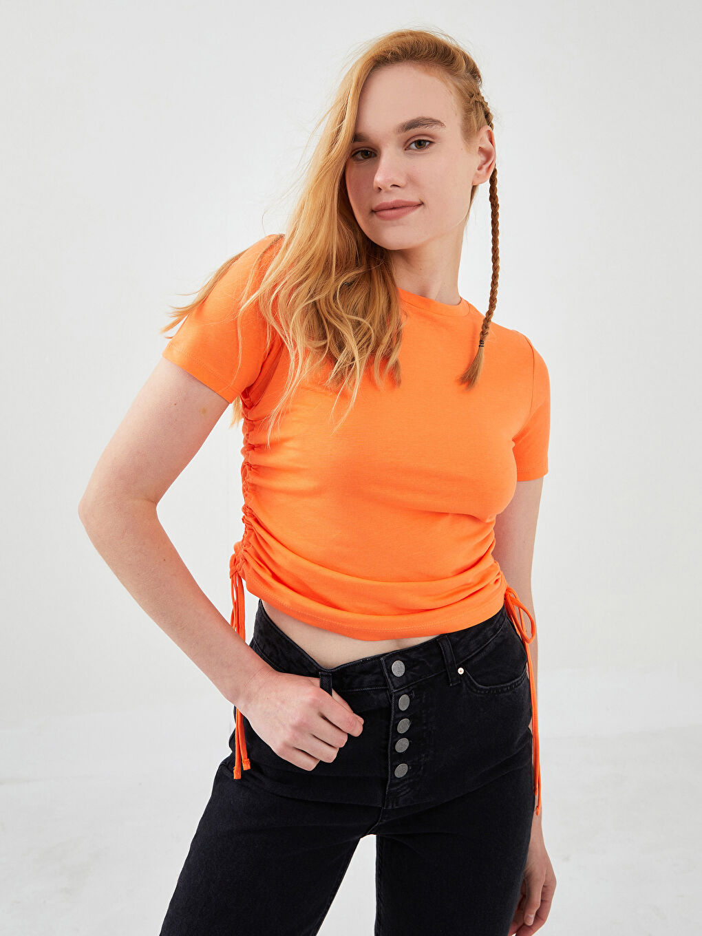 Turuncu Bisiklet Yaka Düz Kısa Kollu Kadın Crop-3