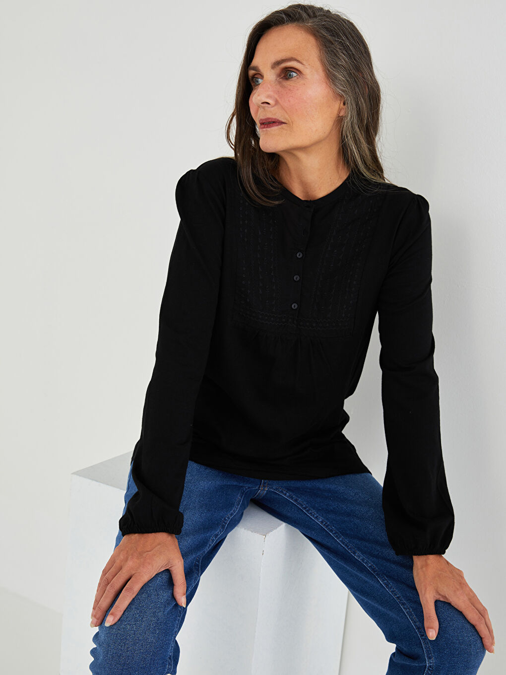 Crew Neck Embroidered Long Sleeve Cotton Women's Blouse-1