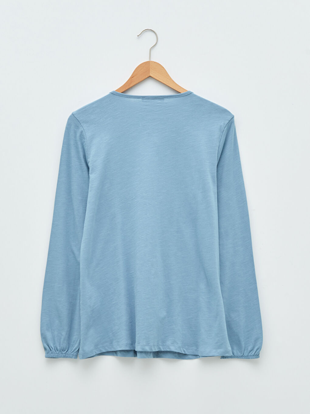 بلوزة قطنية للسيدات بأكمام طويلة مع ياقة مربوطة ومطرزة-6