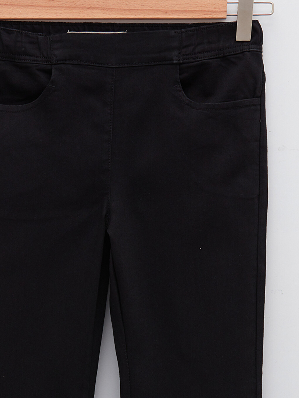 Elastic Waist Comfortable Fit Straight Pocket Detailed Women's Jean Trousers-7