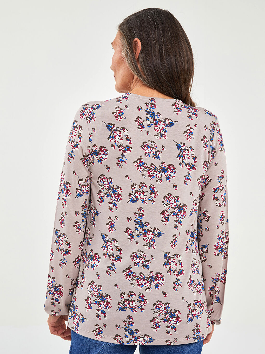 Kahverengi Bağlamalı Yaka Desenli Uzun Kollu Kadın Bluz-4