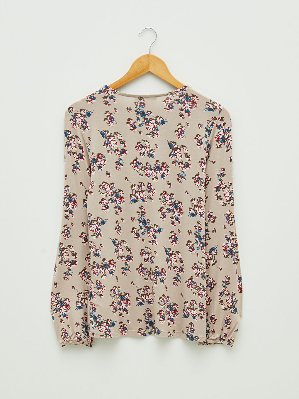 Kahverengi Bağlamalı Yaka Desenli Uzun Kollu Kadın Bluz-6