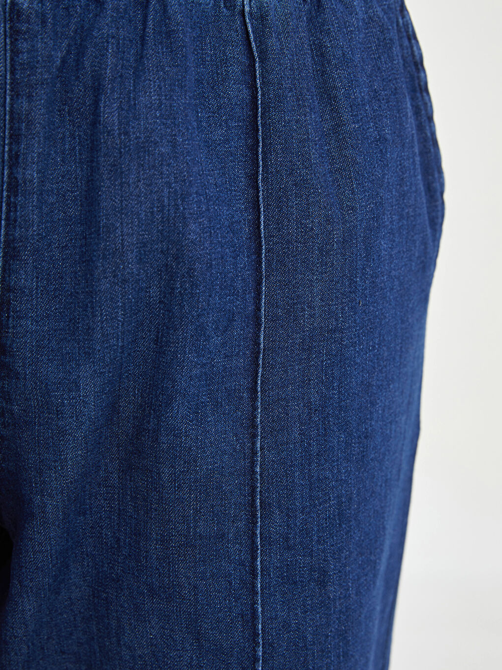 Jeans für Damen mit elastischem Bund, bequemer Passform, geradem Bein und Taschen-2