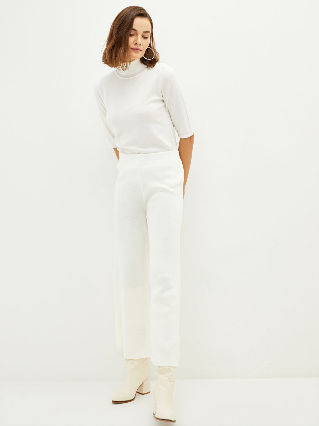 بنطلون تريكو واسع الساق سادة بخصر مرن للسيدات-1