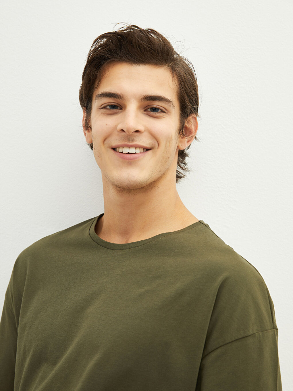 Haki Bisiklet Yaka Kısa Kollu Basic Penye Erkek Tişört