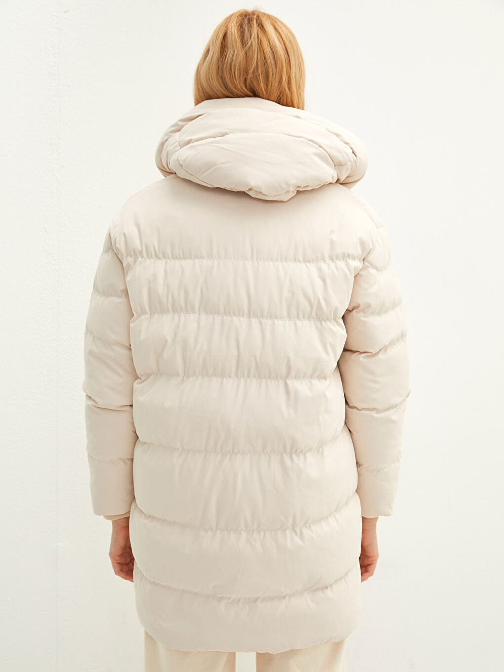 LCW Vision Hooded Collar Straight Long Sleeve Pocket Detailed Women's Down Coat -W1IO96Z8-RYS