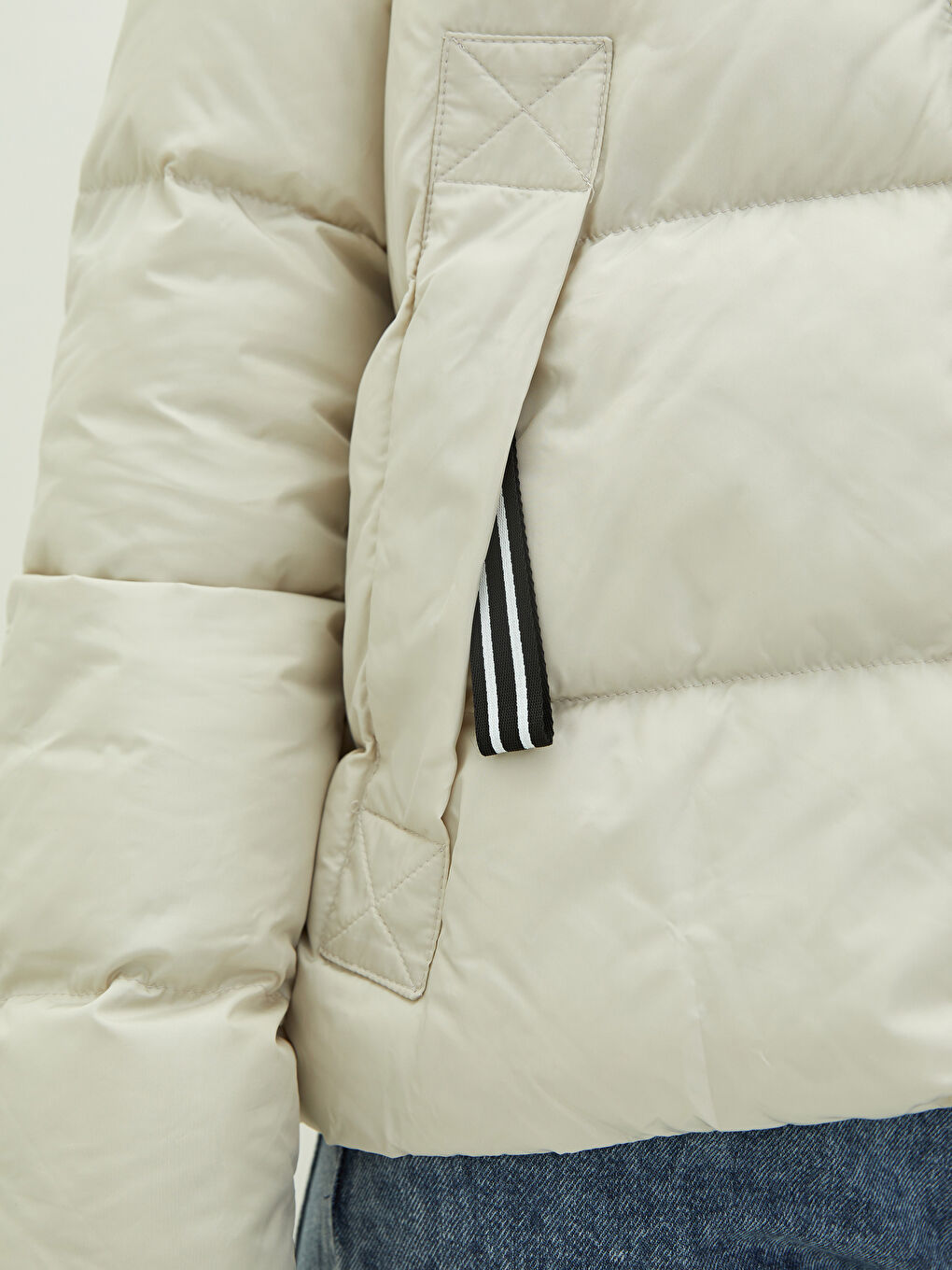 Hooded Collar Fur Detailed Long Sleeve Women's Down Coat-3