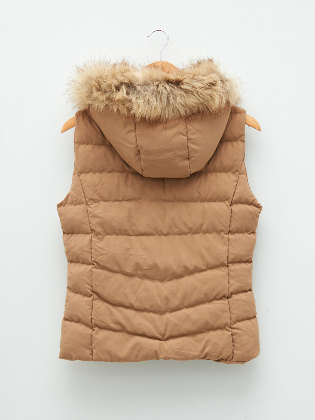 Bej Kadın Kapüşonlu Düz Şişme Yelek-6