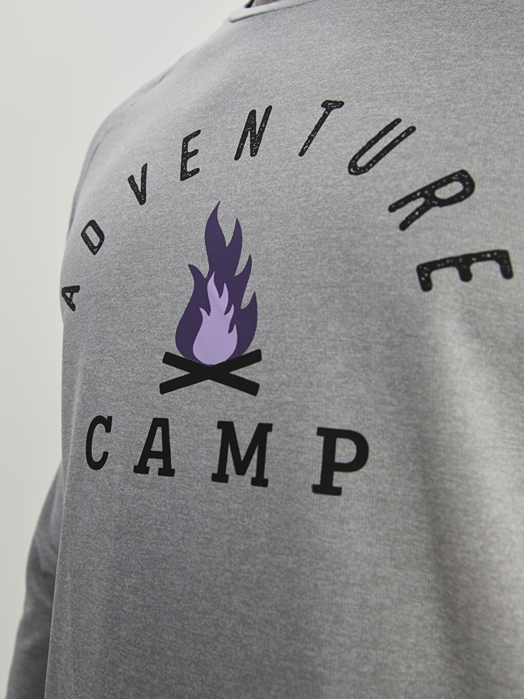 Gri Bisiklet Yaka Uzun Kollu Baskılı Erkek Tişört-3