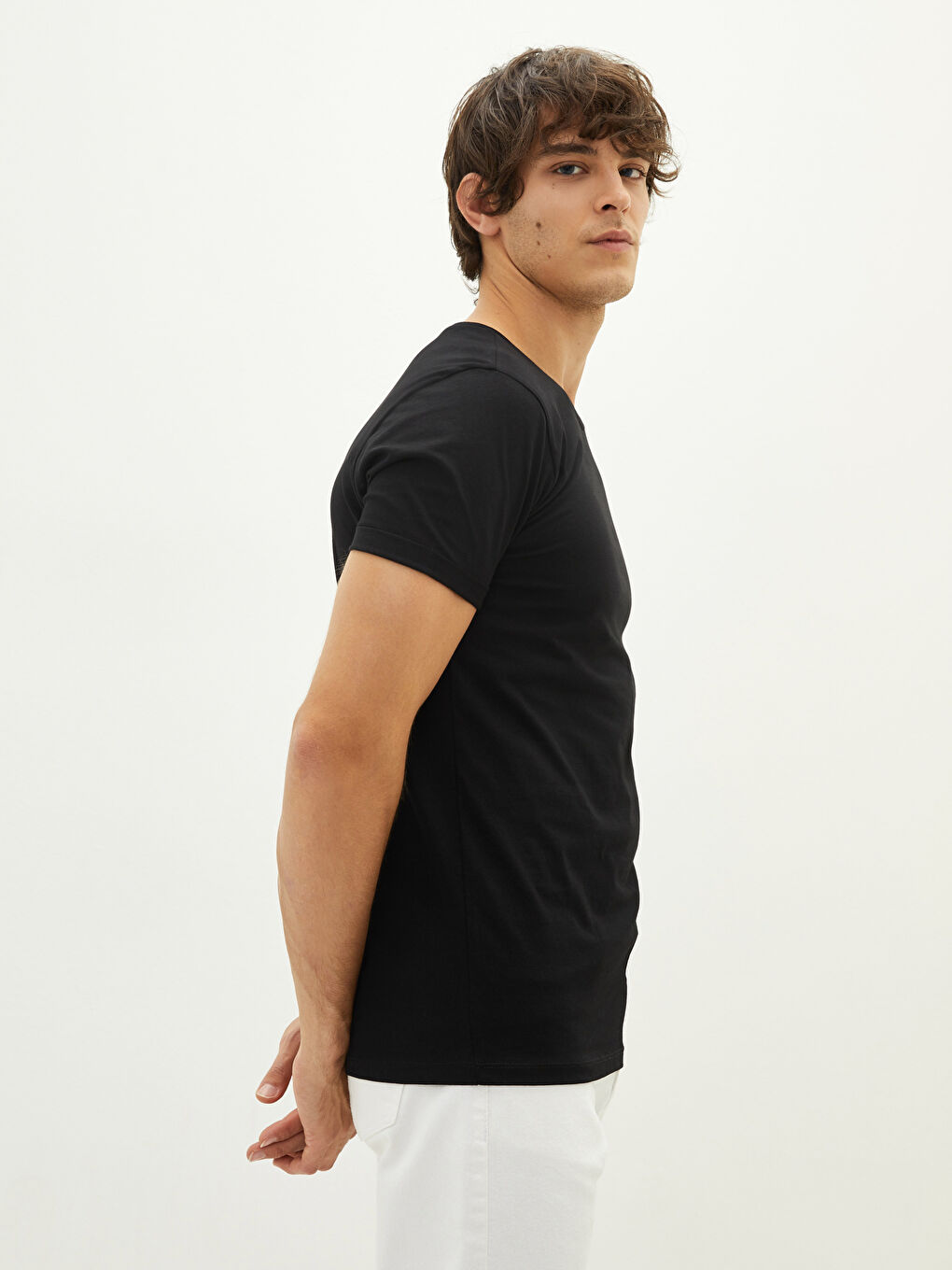 تيشيرت للرجال أساسي بأكمام قصيرة ورقبة دائرية من القطن الممشط-2