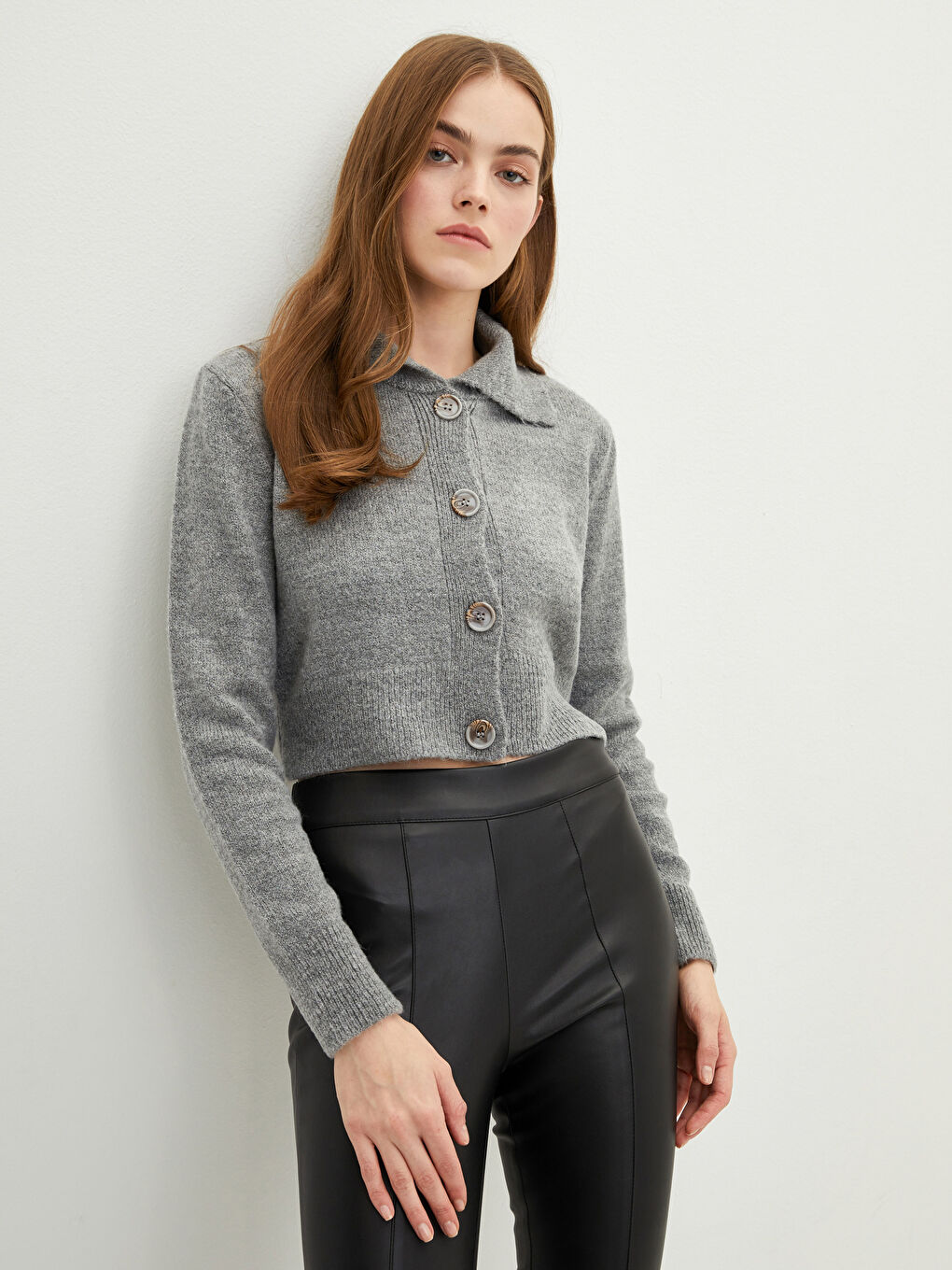 Gri Polo Yaka Kadın Triko Hırka-2