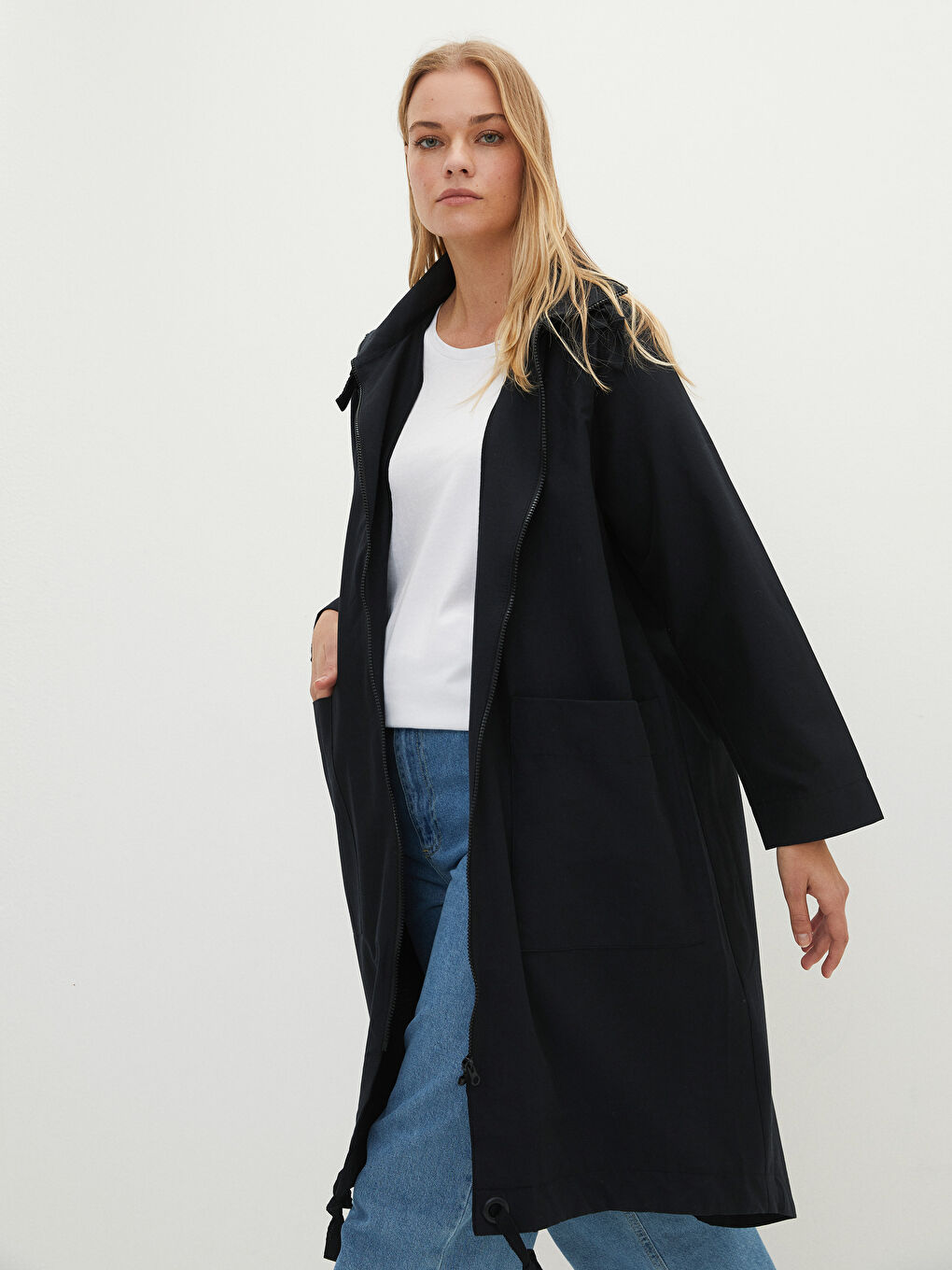 LCWAIKIKI Classic Hooded Flat Long Sleeve Pocket Detailing Women's Coat -W1IQ07Z8-CVL