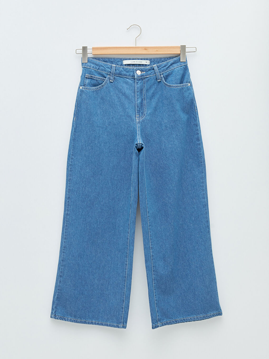 İndigo Kadın Standart Fit Cep Detaylı Düz Jean Pantolon-5