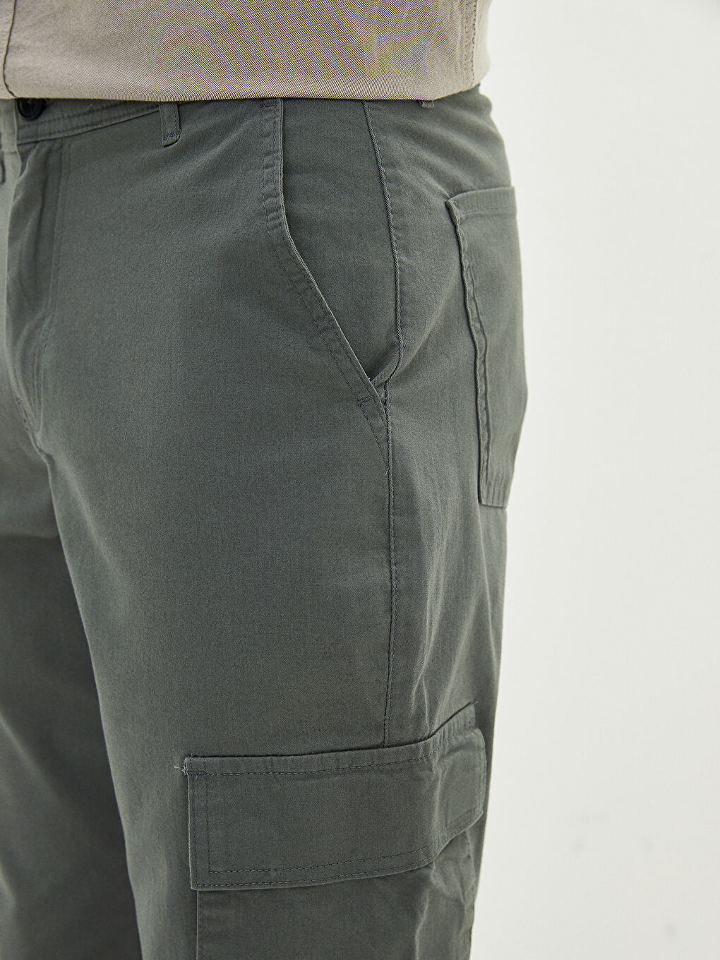 Loose Fit Gabardine Men's Trousers-9