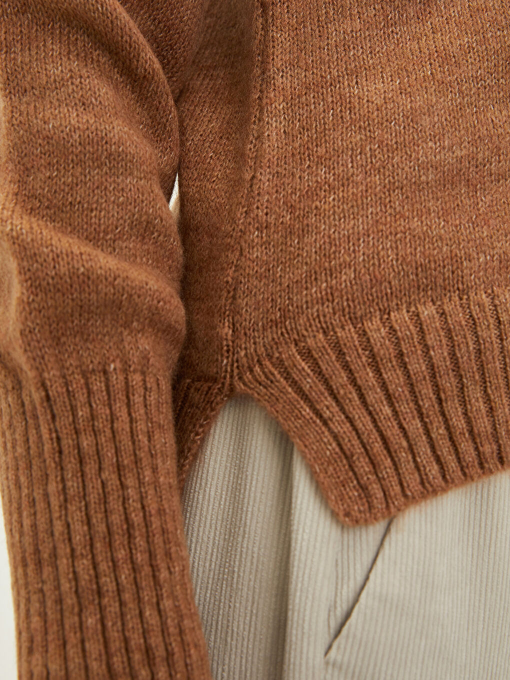 Bej V Yaka Düz Uzun Kollu Kadın Triko Kazak-2